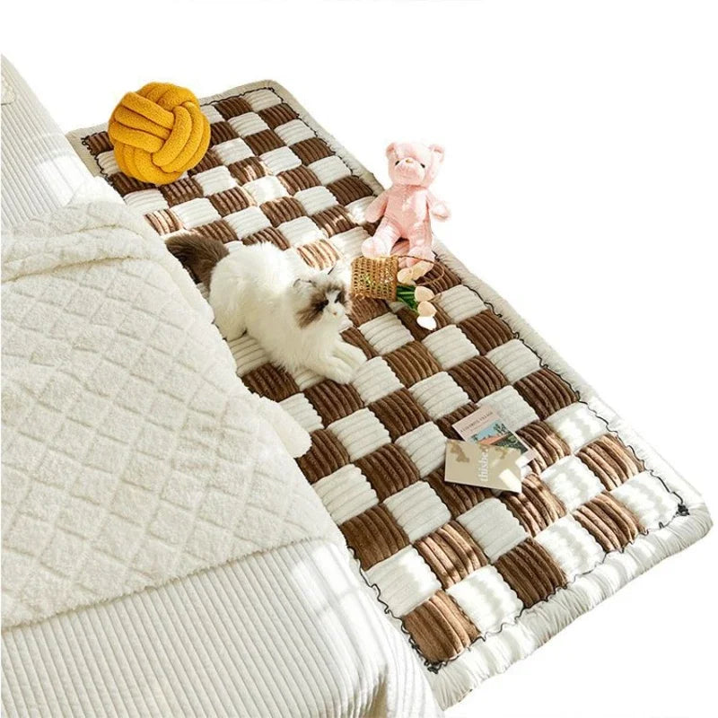 Cream Autumn/Winter Pet Bedside Floor Mat