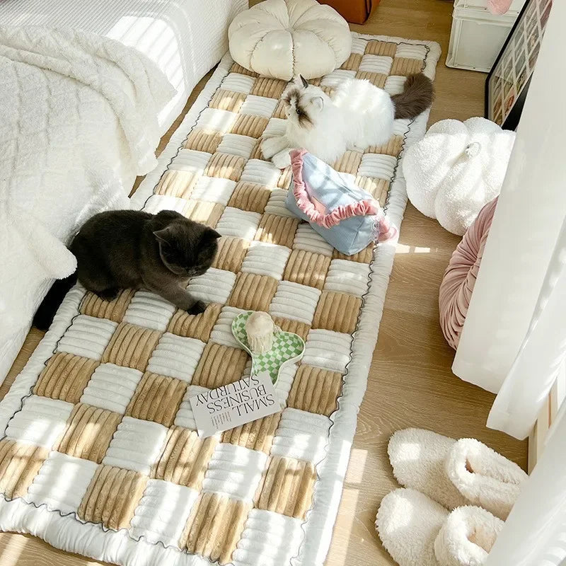 Cream Autumn/Winter Pet Bedside Floor Mat